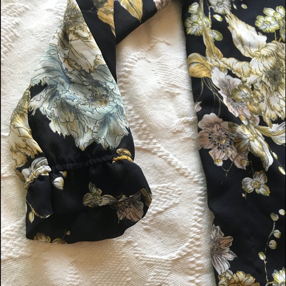 Dress - Picture 5 of 6